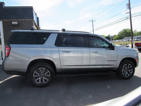 Used 2024 Chevrolet Suburban Z71 w/ Max Trailering Package AWD/4WD image 5