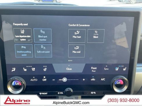 Used 2025 Lexus GX 550 Luxury image 17