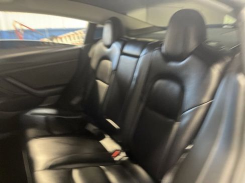 Used 2020 Tesla Model 3 Standard Range Plus image 17