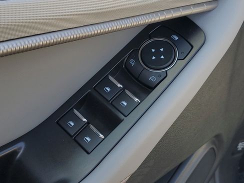 New 2026 Ford Explorer Active w/ Active Comfort Package image 13