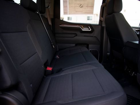 New 2026 Chevrolet Silverado 1500 LT w/ Z71 Off-Road Package AWD/4WD image 16