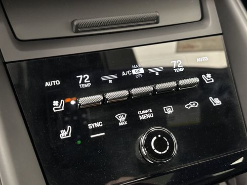 Used 2025 Porsche Macan Electric image 29