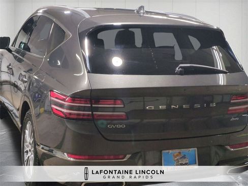 Used 2024 Genesis GV80 2.5T image 3