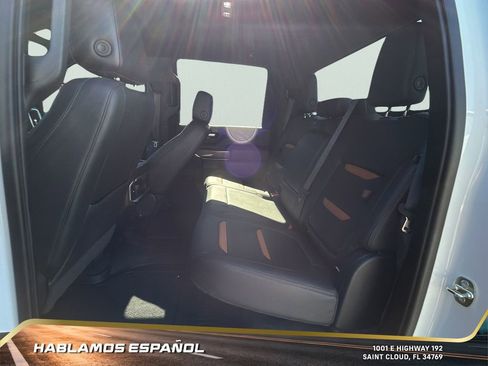 Certified 2022 GMC Sierra 2500 AT4 w/ Gooseneck/5TH Wheel Package image 26