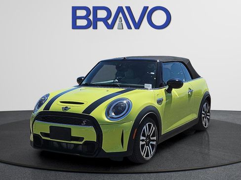 Used 2022 MINI Cooper S w/ Signature Upholstery Package image 1