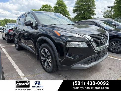 Used 2023 Nissan Rogue SV w/ SV Premium B Package image 1