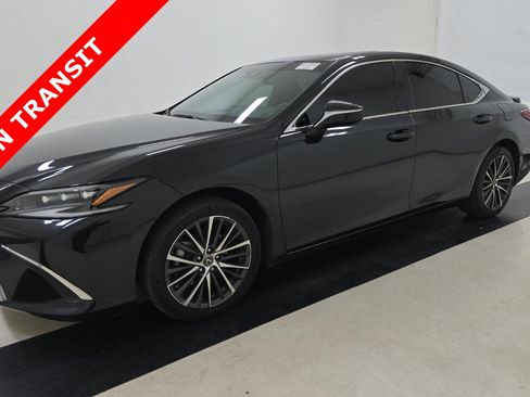 Used 2024 Lexus ES 300h w/ Premium Package FWD image 1