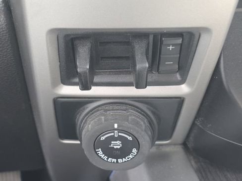 Used 2021 Ford F350 Lariat w/ Lariat Ultimate Package AWD/4WD image 22