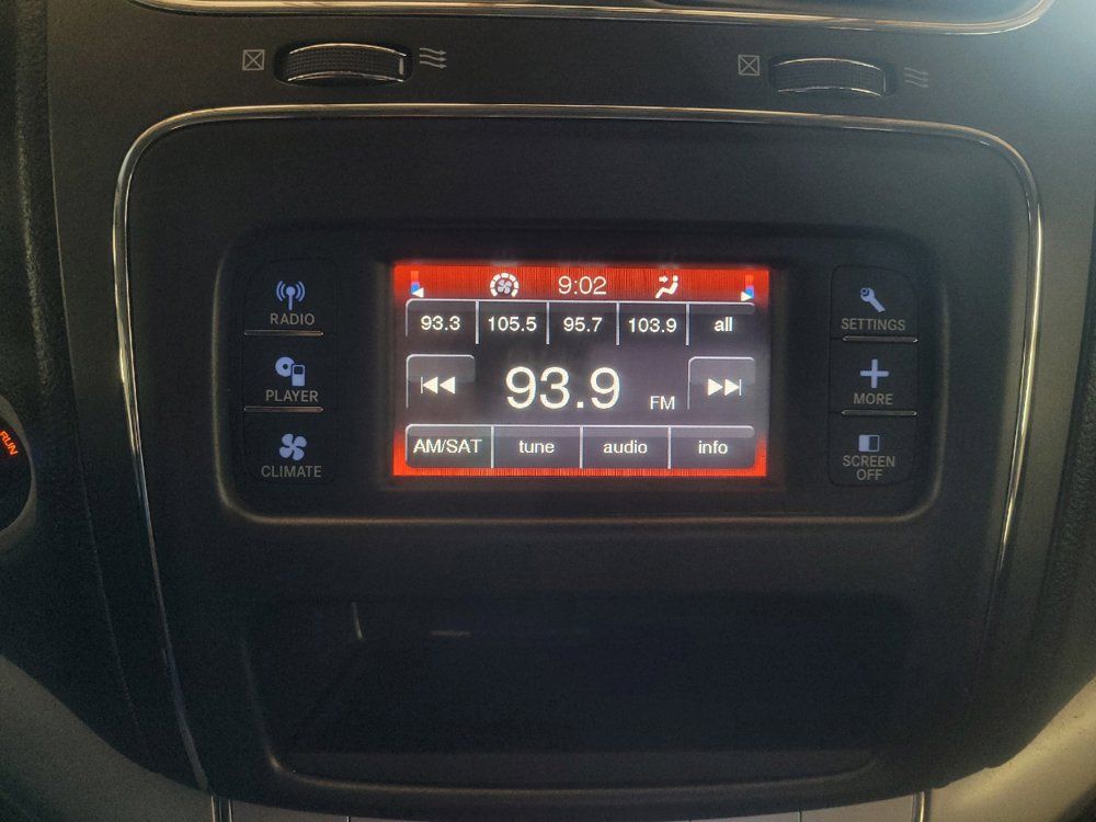 Used 2020 Dodge Journey SE w/ SE Popular Equipment Group FWD image 25