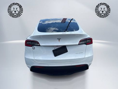 Used 2021 Tesla Model Y Long Range AWD/4WD image 6