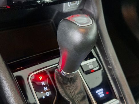 Used 2025 Jeep Compass Latitude image 24