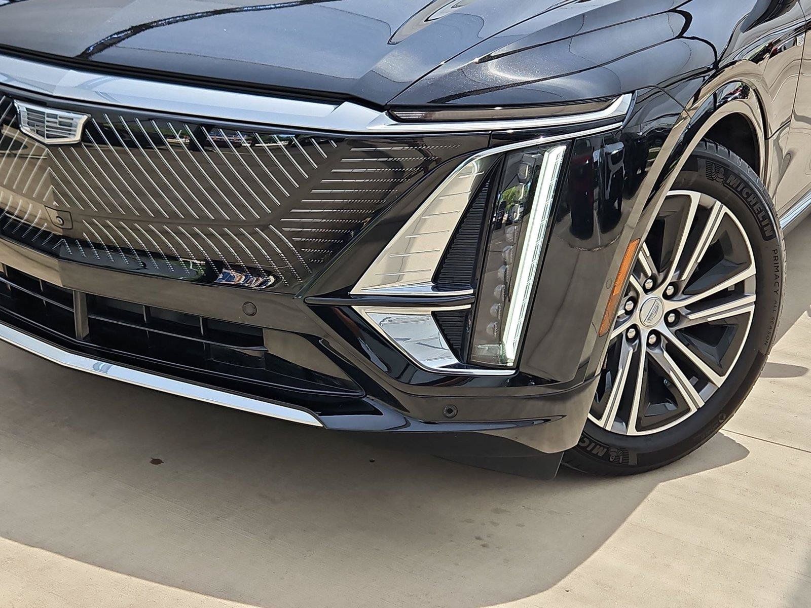 Certified 2024 Cadillac Lyriq Luxury RWD image 7