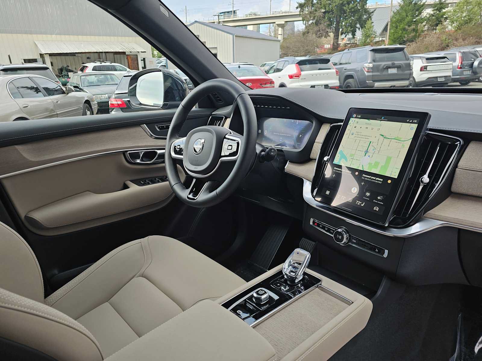 New 2026 Volvo XC90 T8 Plus w/ Protection Package AWD/4WD image 11