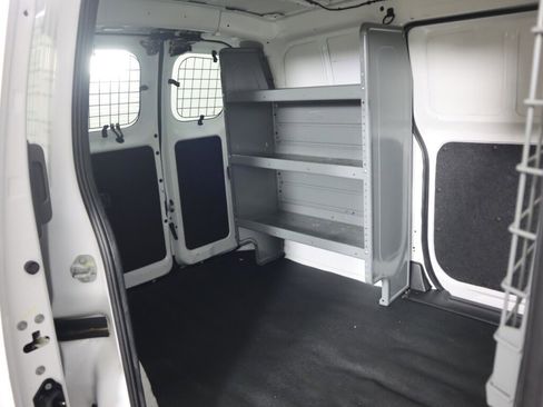 Used 2021 Nissan NV200 SV w/ Sliding Door Glass Package image 31