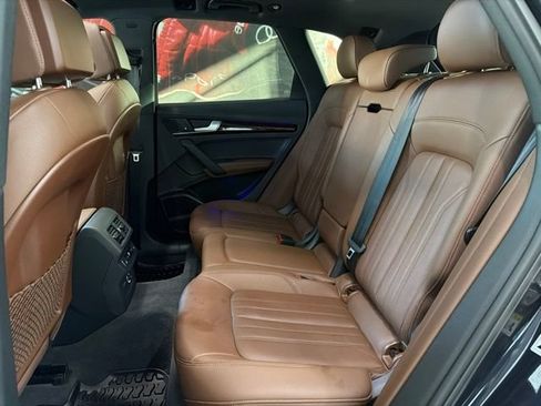 Used 2020 Audi Q5 Prestige AWD/4WD image 12