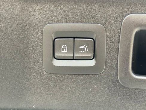 Used 2024 MAZDA CX-90 Plug-In Hybrid w/ Premium Pkg image 10