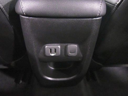Used 2019 Chevrolet Colorado ZR2 AWD/4WD image 16