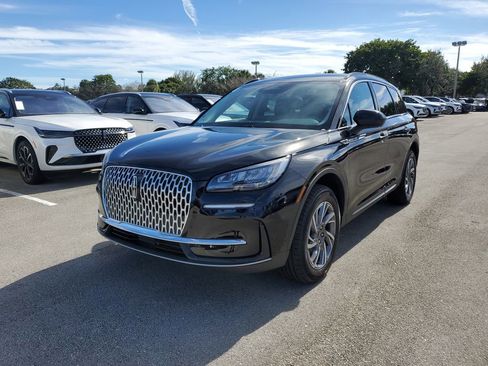 New 2026 Lincoln Corsair Premiere FWD image 2