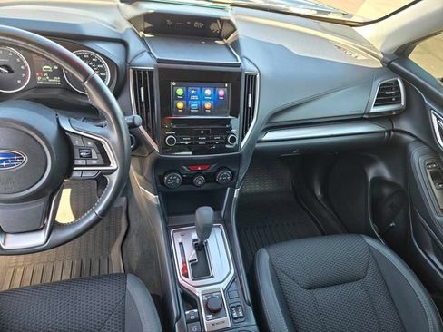 Used 2022 Subaru Forester Premium AWD/4WD image 17