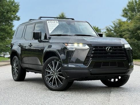 Certified 2025 Lexus GX 550 w/ Accessory Package (2T) AWD/4WD image 2