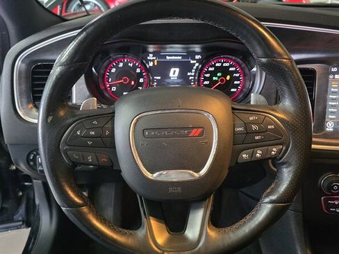 Used 2017 Dodge Charger R/T image 15