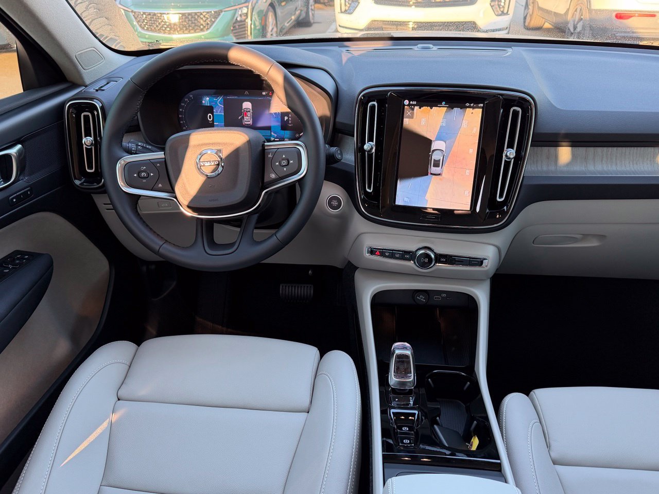 New 2026 Volvo XC40 B5 Plus w/ Climate Package AWD/4WD image 11