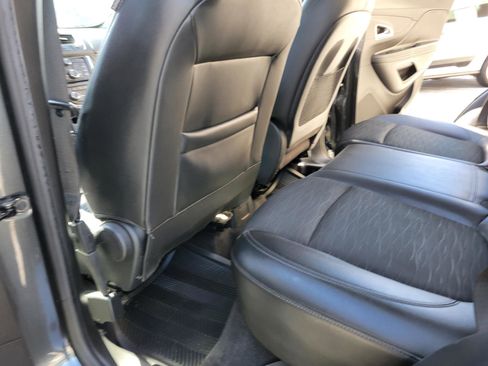 Used 2016 Buick Encore FWD image 28