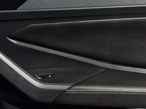 Certified 2022 Volkswagen Jetta SE image 28