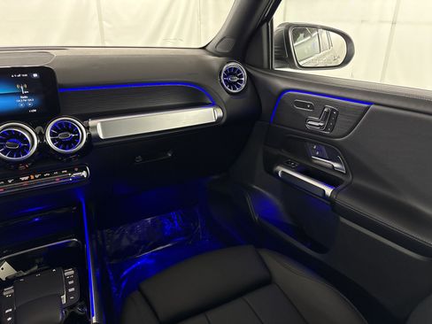Certified 2023 Mercedes-Benz GLB 250 image 30