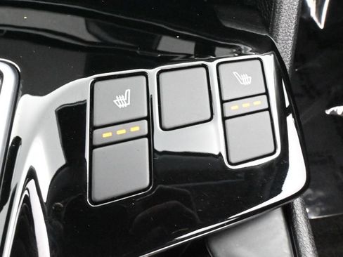 Used 2025 Kia Sportage EX FWD image 24