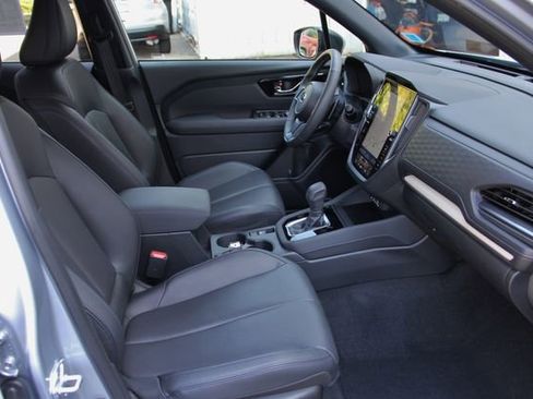 Used 2025 Subaru Forester Limited image 34