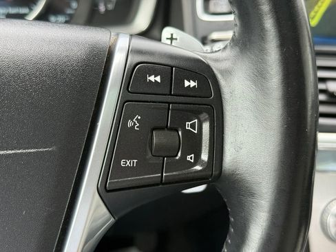 Used 2015 Volvo XC60 T6 Platinum AWD/4WD image 26