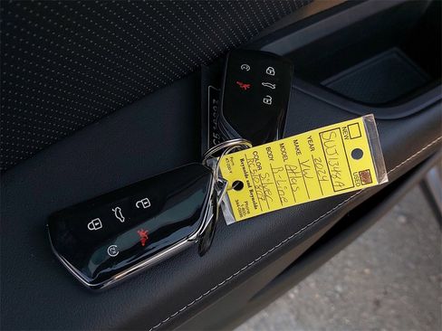 Certified 2024 Volkswagen Atlas SEL Premium R-Line image 37