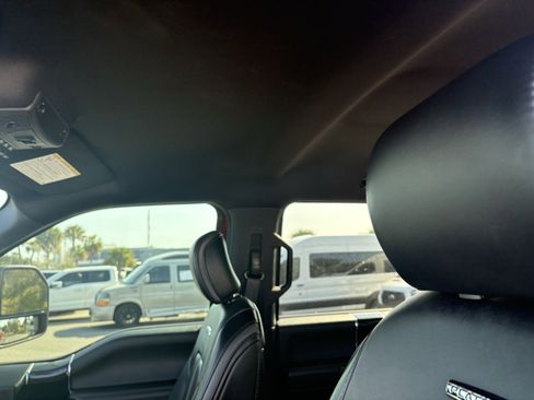 Used 2020 Ford F250 Platinum w/ FX4 Off-Road Package image 20