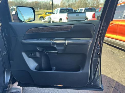Used 2010 Nissan Armada Platinum w/ Captain Seat Pkg AWD/4WD image 30