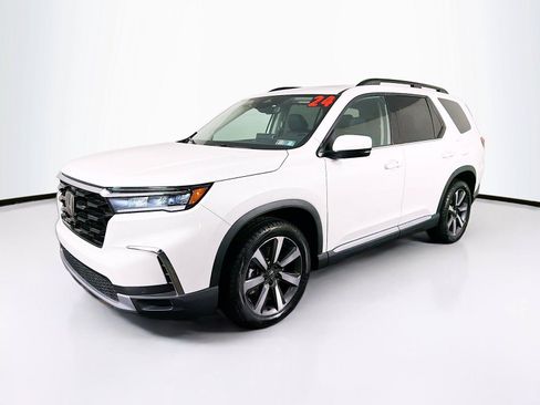 Used 2024 Honda Pilot Touring image 7