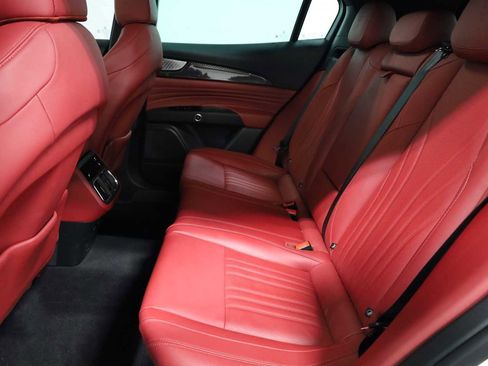 Used 2023 Maserati Grecale Modena image 36