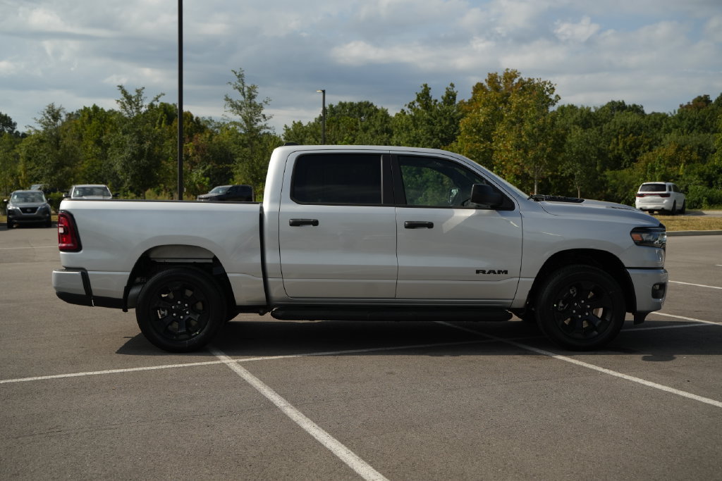 New 2026 RAM 1500 Express AWD/4WD image 8
