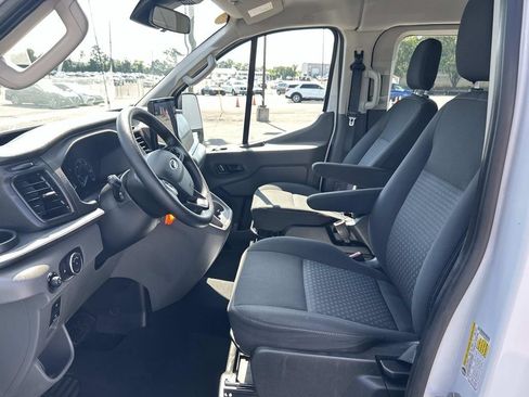 Used 2022 Ford Transit 350 XLT RWD image 22