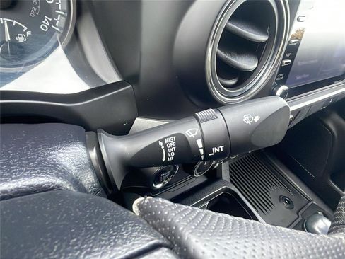 Used 2021 Toyota Tacoma TRD Off-Road image 26