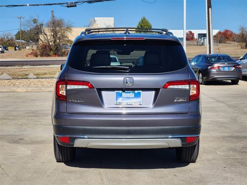 Certified 2022 Honda Pilot Touring image 6