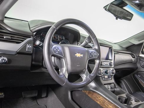 Used 2019 Chevrolet Tahoe LS RWD image 18