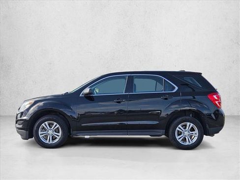 Used 2017 Chevrolet Equinox LS FWD image 6