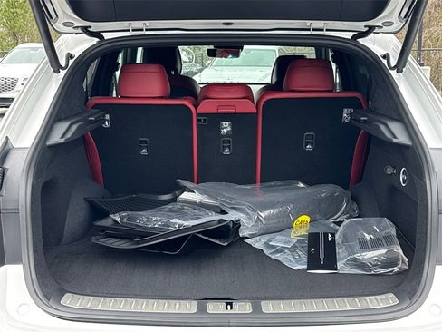 New 2026 Genesis GV80 3.5T e-SC image 18