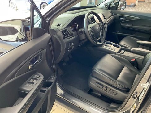 Used 2023 Honda Ridgeline RTL-E image 10