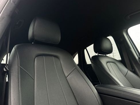 Certified 2025 Mercedes-Benz GLA 250 image 9