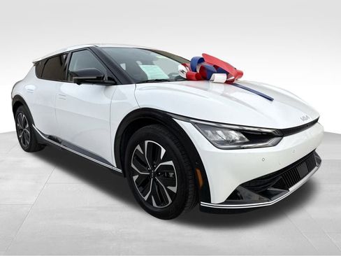 Used 2024 Kia EV6 Wind w/ Wind Technology Package image 7