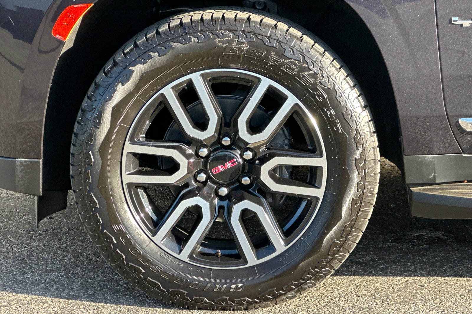 Certified 2023 GMC Yukon XL SLT RWD image 39