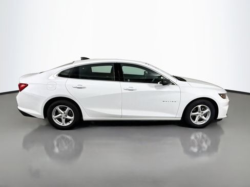 Used 2018 Chevrolet Malibu LS FWD image 8