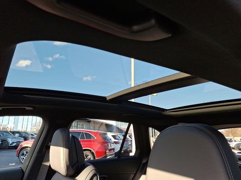 Used 2026 Mercedes-Benz GLC 300 4MATIC image 13